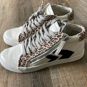 Dolce Vita high top sneakers